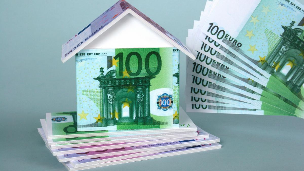 cat din salariu se duce pe rata unui apartament in bucuresti desi e foarte mult tot stam mai bine decat vecinii europeni