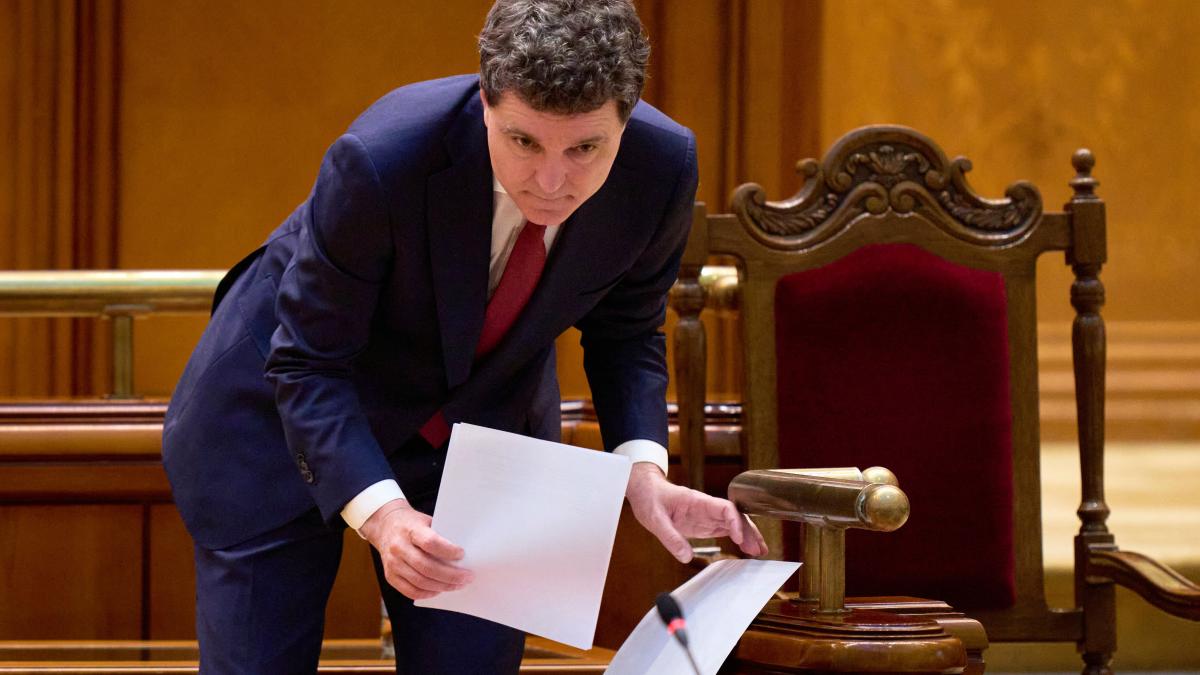 Declarație confuză a lui Nicușor Dan despre Călin Georgescu: „Noi nu am dat în mod complet descrierea biografiei sale”