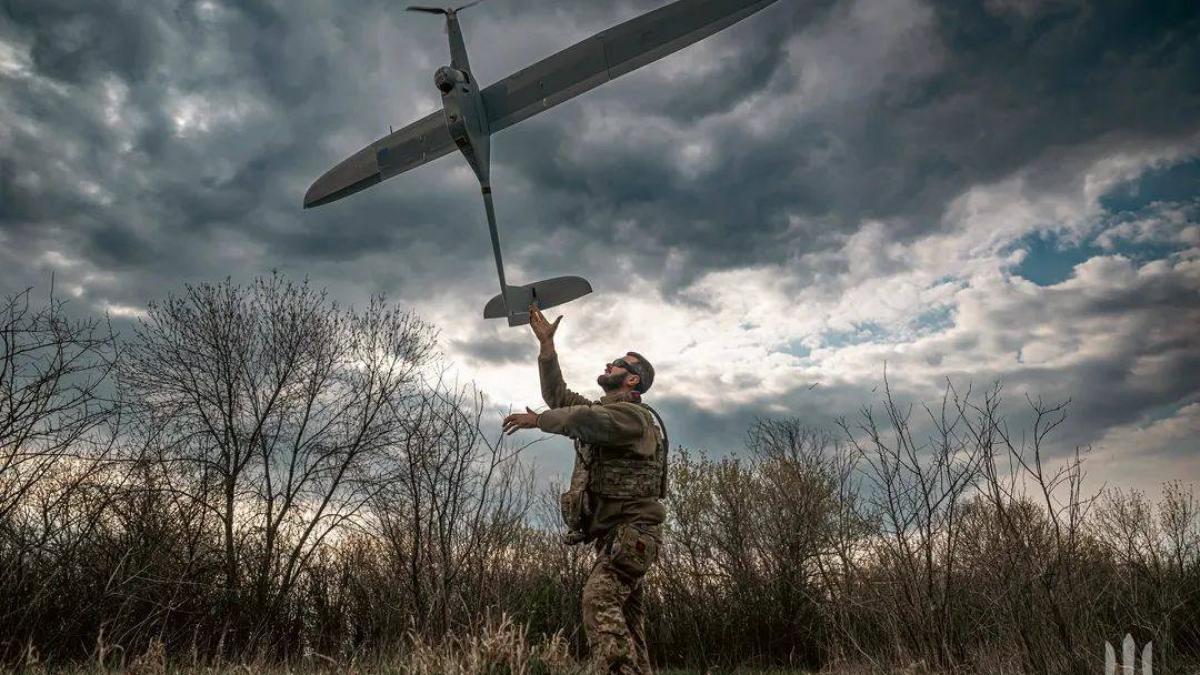 Moscova şi-a închis 3 din cele 4 aeroporturi, după atacuri cu drone ucrainene. Kievul a ţintit şi o zonă industrială din Stavropol