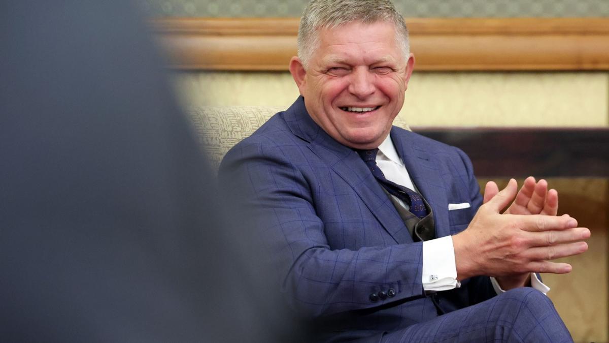 Premierul slovac, Robert Fico, este de acord cu reducerea trupelor americane din România: "Dovada că Donald Trump e rațional"