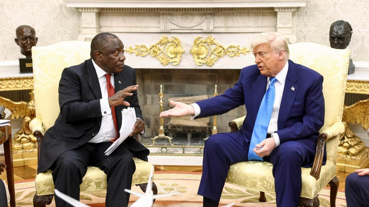 Donald Trump reduce de 15 ori cota de refugiați care vor fi acceptați în SUA. Prioritate pentru sud-africanii albi