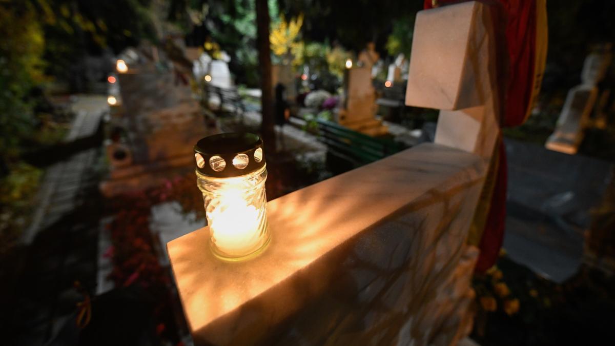 Luminația, sărbătoare în 1 noiembrie 2025: Anul acesta pică odată cu Moșii de Toamnă. Tradiții și superstiții de „Ziua Morților”