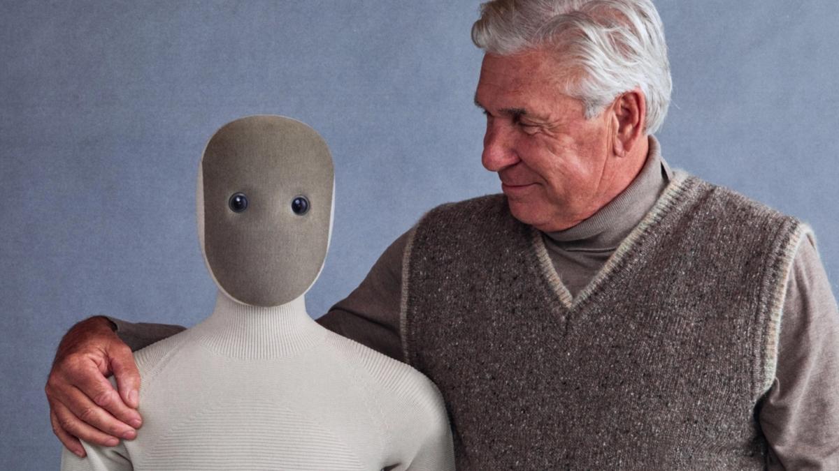 Neo devine primul robot umanoid din lume pentru treburi casnice lansat pe piață. Ciudat e că ar putea veni „la pachet” cu un om