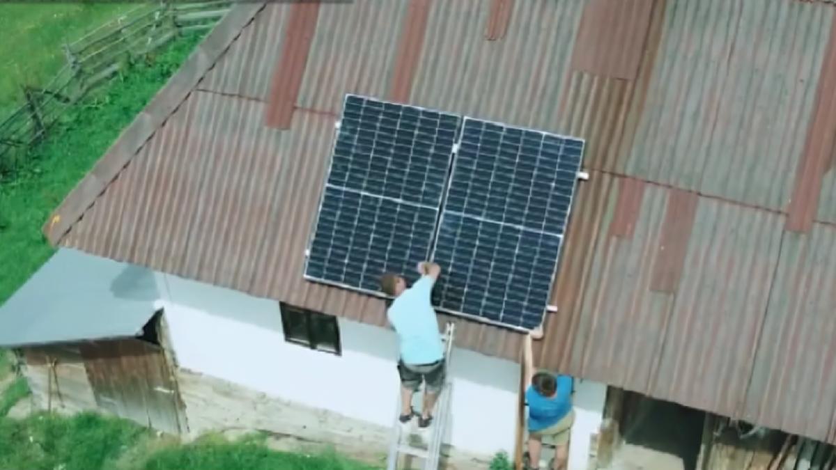 Romania Unfolds, episodul 6: Cum poate România valorifica energia regenerabilă. Peste 7.000 de locuinţe nu au curent electric