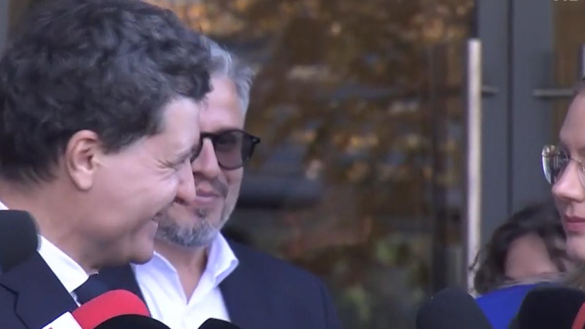 Momentul în care Nicușor Dan izbucnește în râs când e întrebat dacă Bolojan ar putea fi înlocuit de...Călin Georgescu. Ce a răspuns