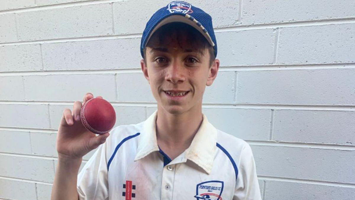 Un tânăr jucător de cricket a murit la doar 17 ani după ce a fost lovit de o minge, în timpul antrenamentului