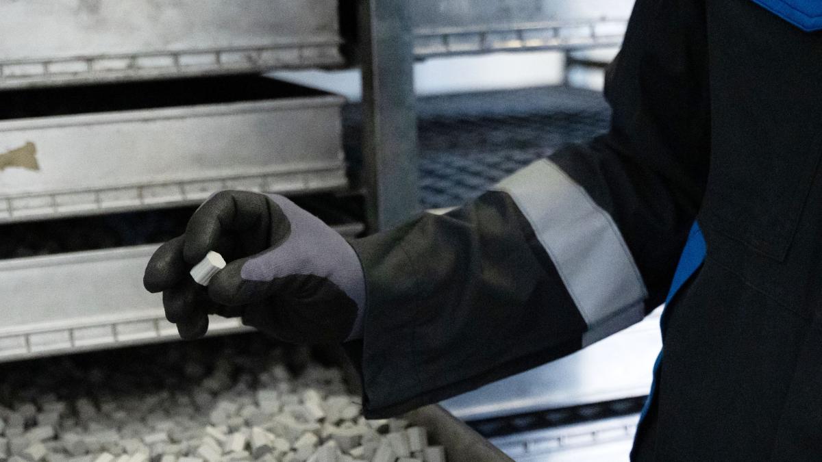 Radu Miruță, despre noua fabrică construită cu Rheinmetall: „Vom produce pulbere propulsivă, ceva ce nu există în regiune”