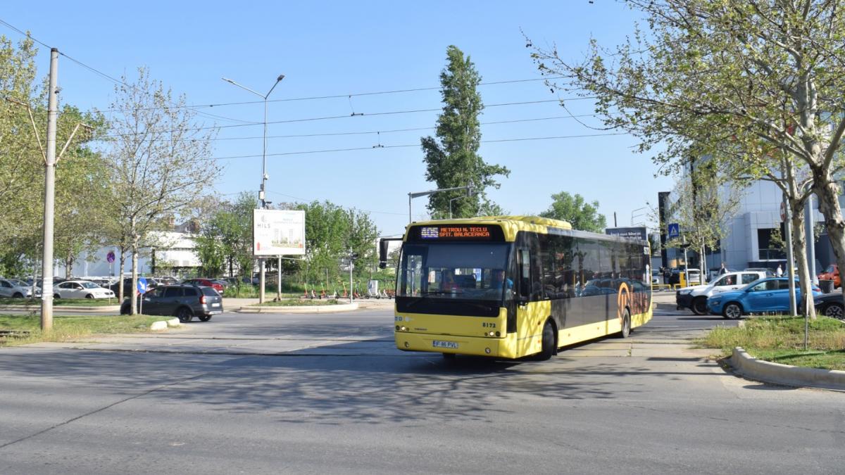 apare o noua statie stb pe un bulevard din bucuresti la cererea calatorilor de maine traseul a patru linii de autobuz se schimba