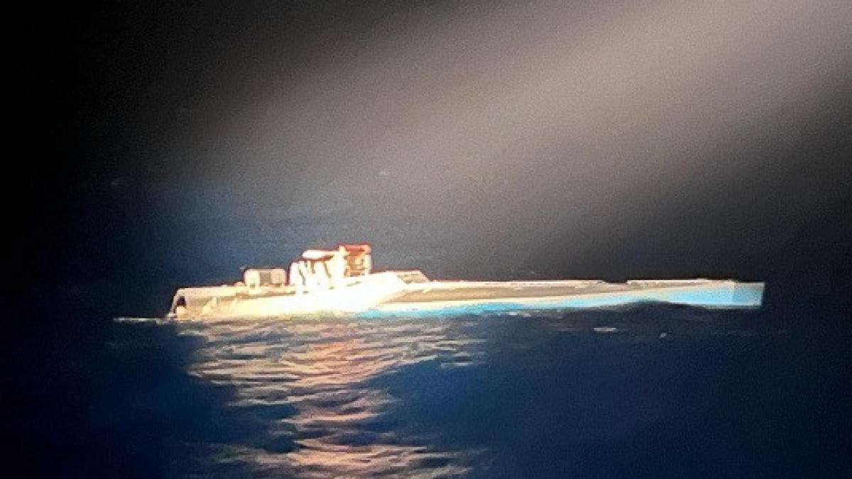 operatiunea el dorado autoritatile portugheze au interceptat un narcosubmarin cu 1 7 tone de cocaina la bord