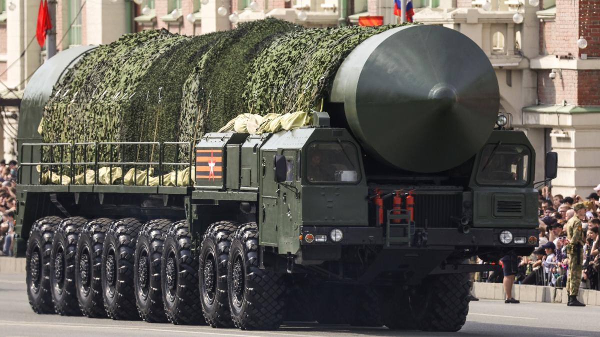 rusia ameninta sua ca va inarma venezuela cu rachete cu capacitate nucleara americanii vor avea parte de unele surprize