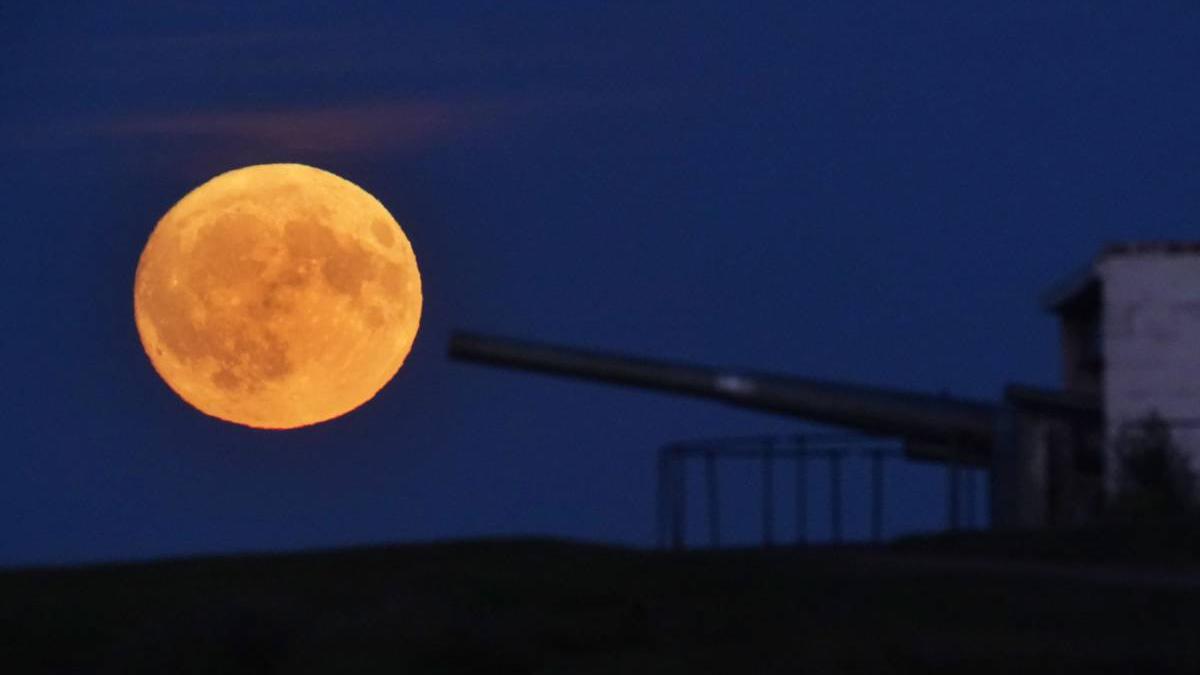Super Luna vizibilă pe cer în 5 noiembrie. De ce se numește „Luna Castorului”