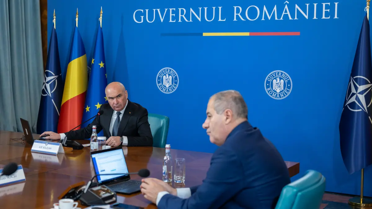 surse cumulul pensie salariu la stat va fi interzis se face o exceptie pentru pensionarii speciali ca sa treaca legea la curtea