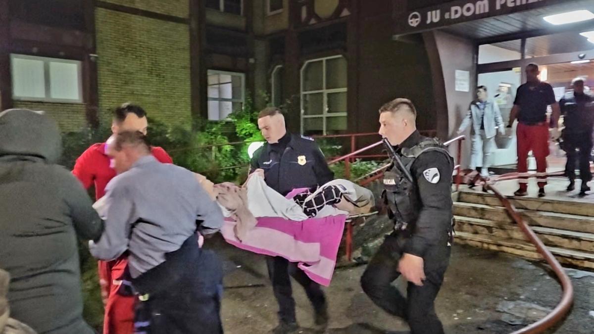 cel putin 11 oameni au murit arsi intr un azil in flacari din orasul bosniac tuzla sunt zeci de raniti prim ministru e o catastrofa