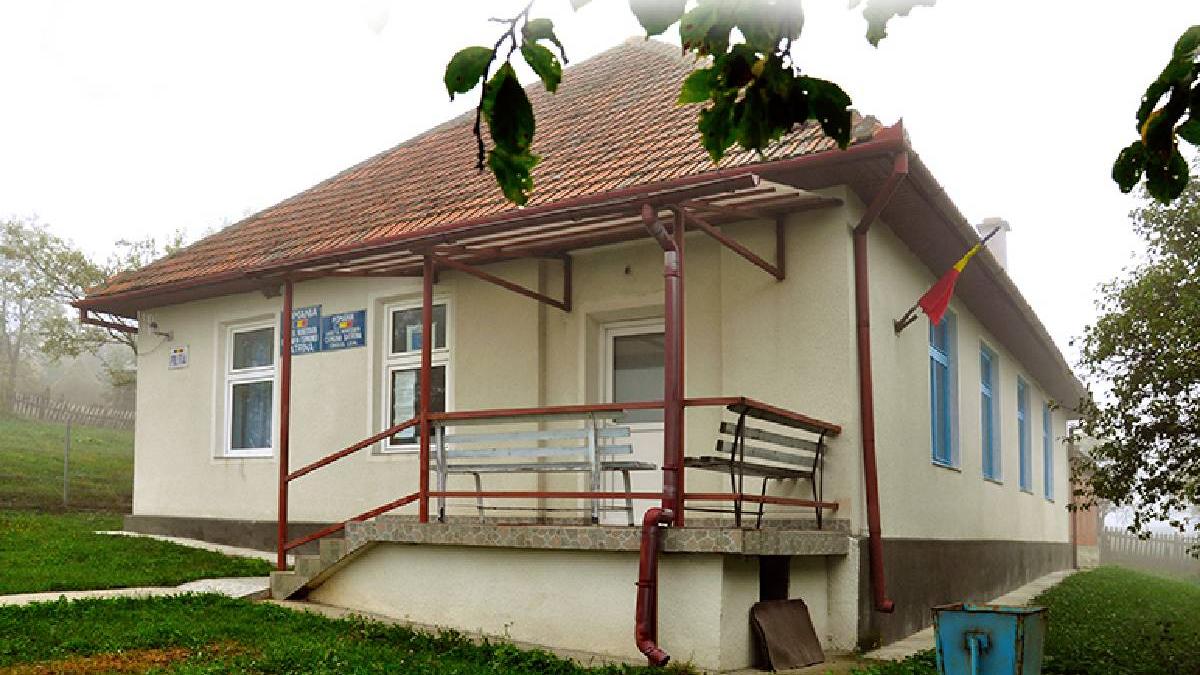 cum se aplica reforma lui bolojan in comuna din romania cu 87 de locuitori suntem cinci in primarie pe cine sa dau afara