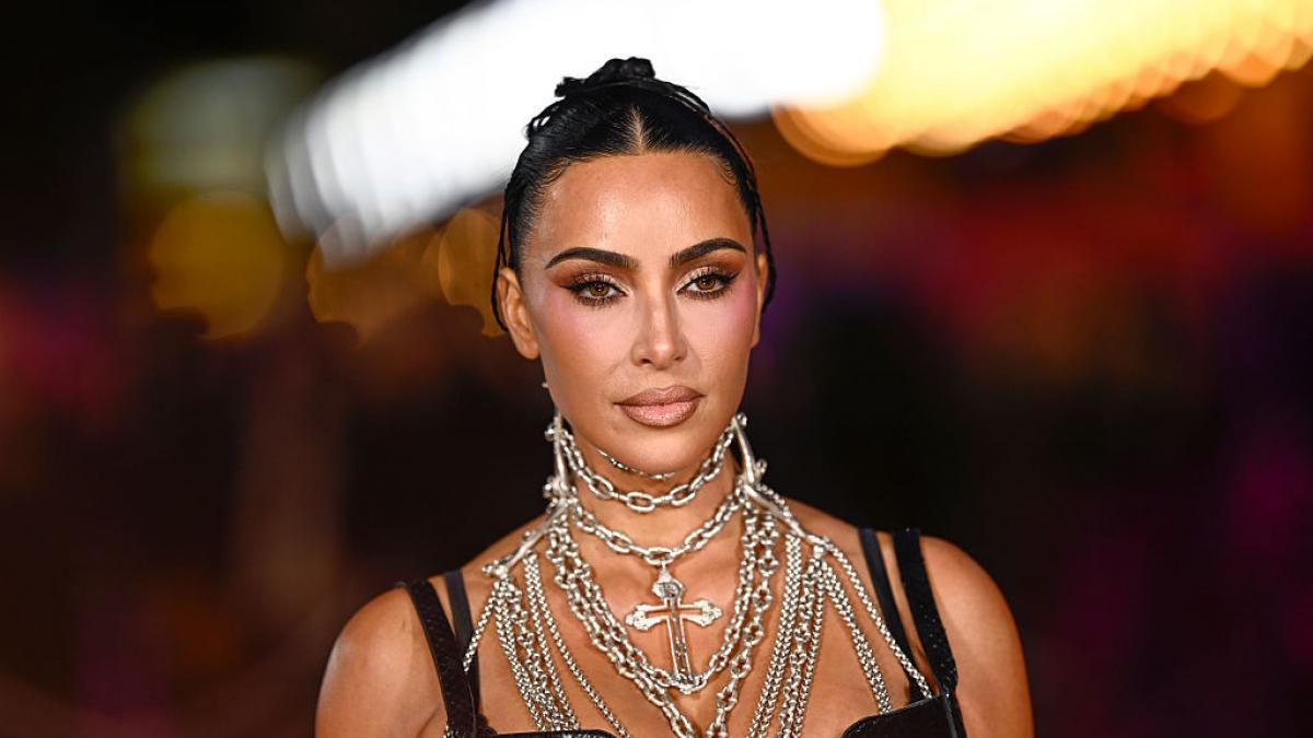 kim kardashian da vina pe chatgpt pentru ca a picat examenele la drept