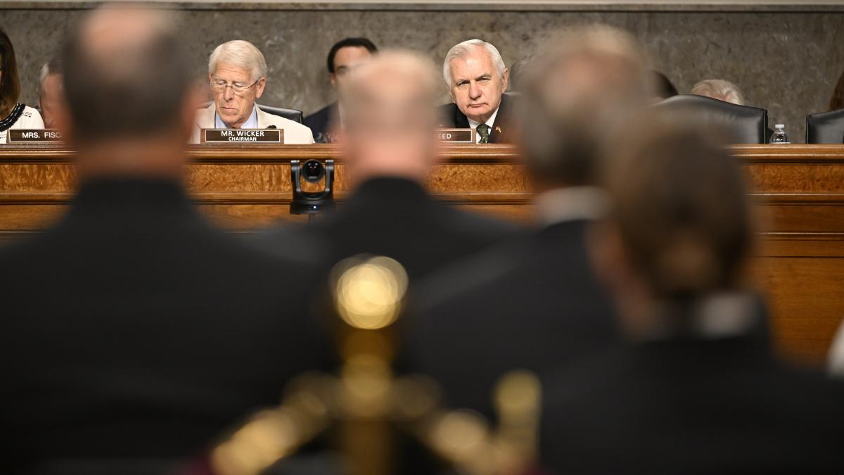 oficialii pentagonului criticati dur de republicanii lui trump din congresul sua pentru decizia retragerii trupelor din romania