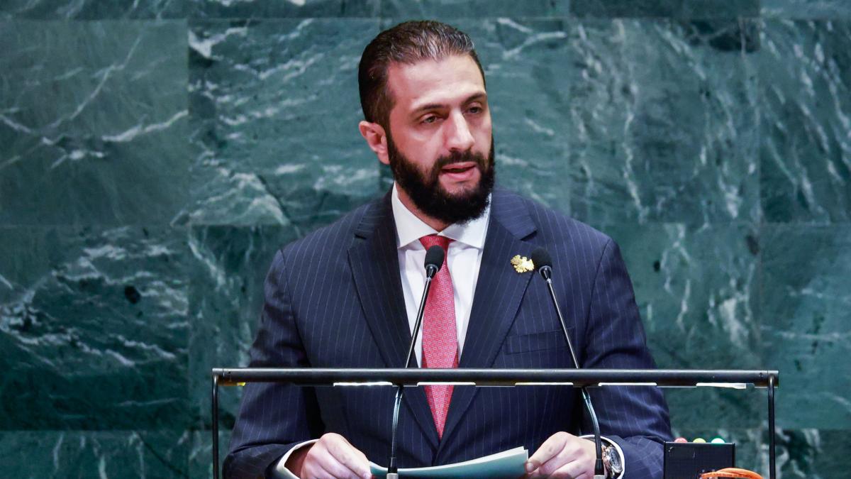 sua cer ridicarea sanctiunilor impotriva presedintelui siriei ahmed al sharaa inainte de venirea sa la casa alba