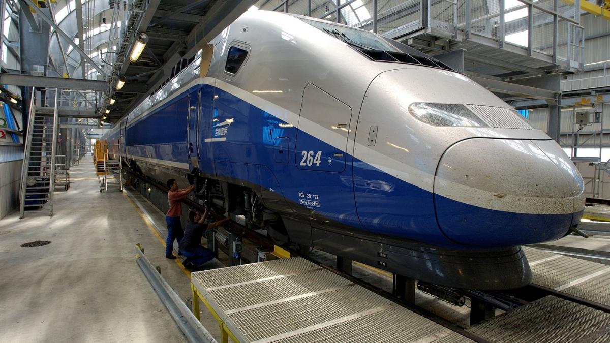 distanta bucuresti budapesta cu trenul in doar sase ore trenurile de mare viteza ar urma sa ajunga si in romania in urmatorii ani