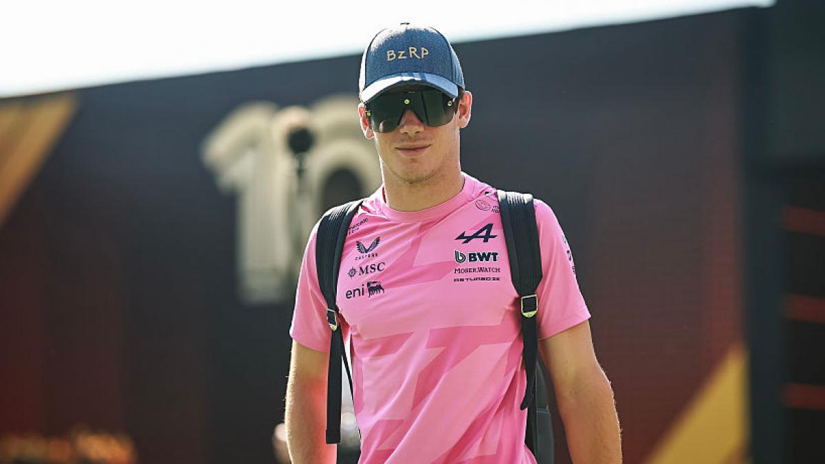 formula 1 franco colapinto a semnat un nou contract cu alpine sunt extrem de mandru ca voi continua alaturi de echipa in 2026