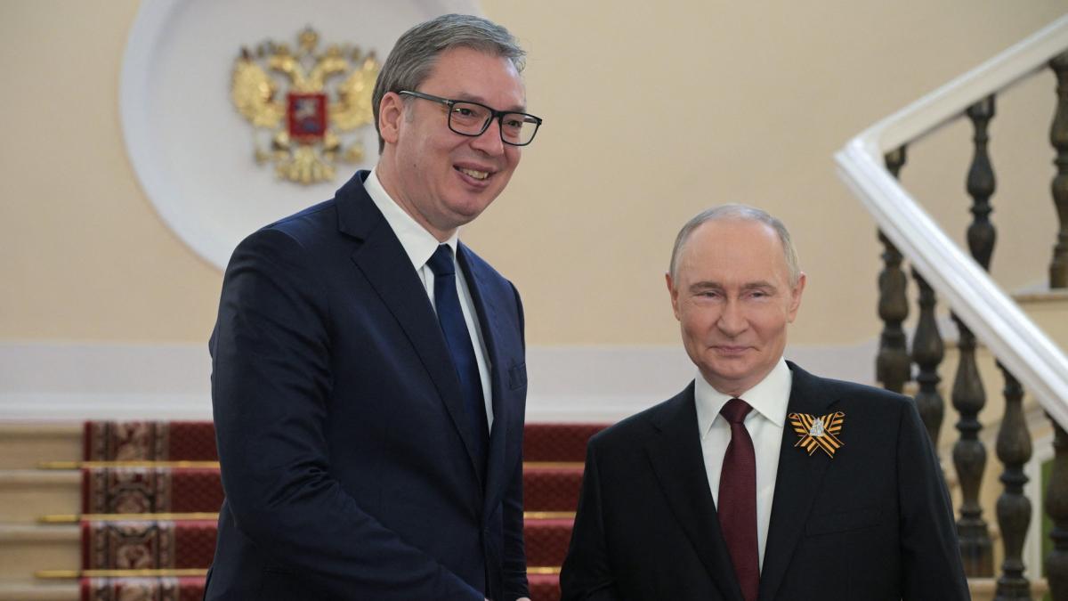 putin s a suparat pe vucici dupa ce serbia a anuntat ca va vinde arrme oricui din europa chiar daca acestea vor ajunge in ucraina