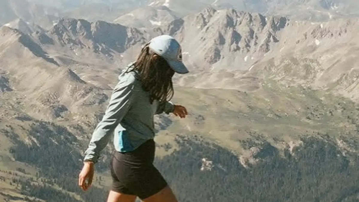 a renuntat la birou ca sa mearga 5 600 de km povestea primei femei care a parcurs doua trasee montane dificile in america de nord