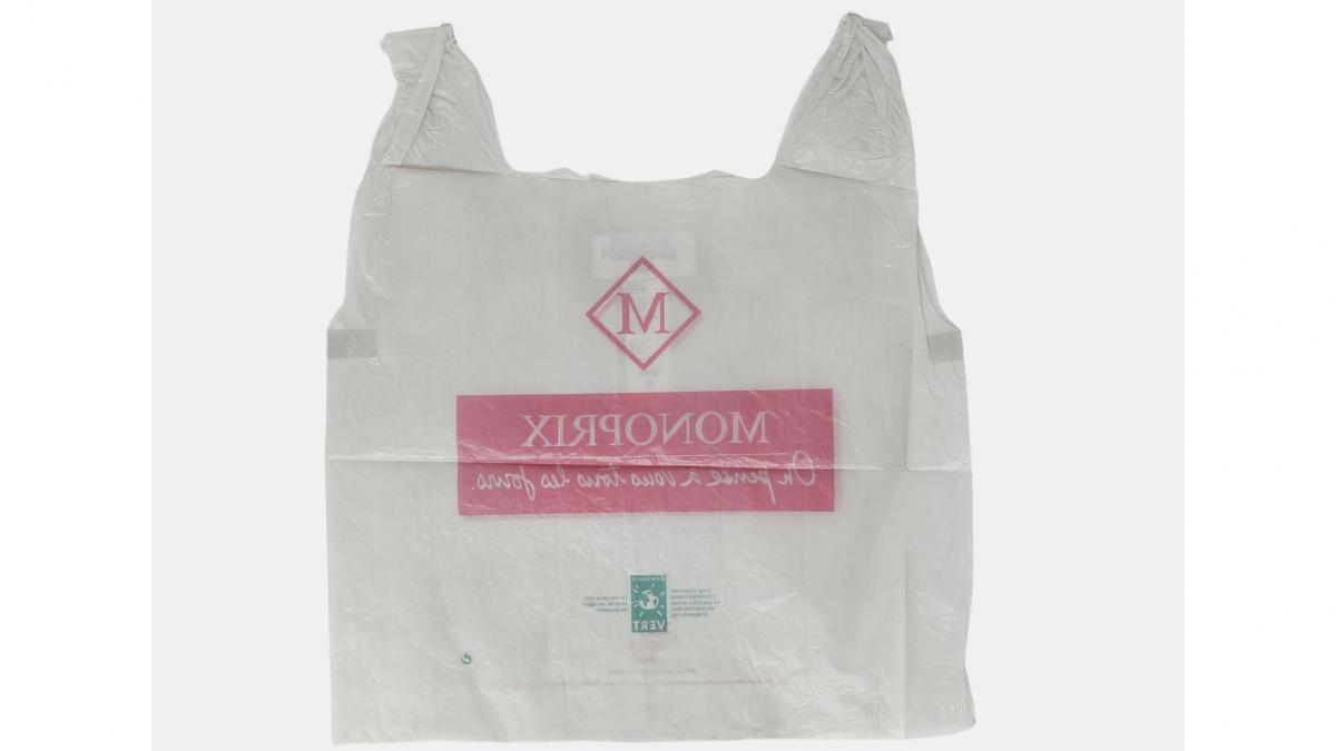 asa arata cea mai scumpa punga de plastic de unica folosinta din lume vanduta acum cu 18 200 de euro la paris cum se explica pretul