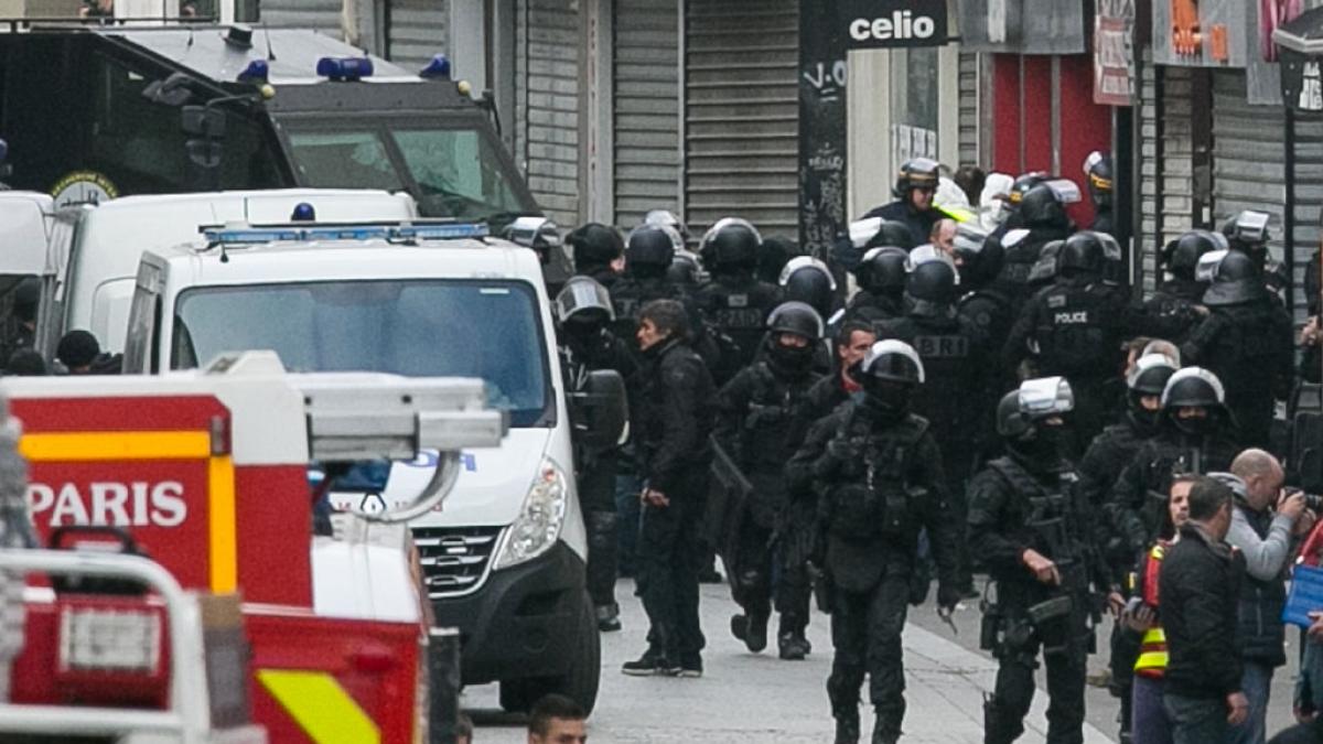 pericolul unei noi forme de terorism 70 dintre autori au sub 21 de ani unii chiar 15 si nu sunt in nicio baza de date a politiei