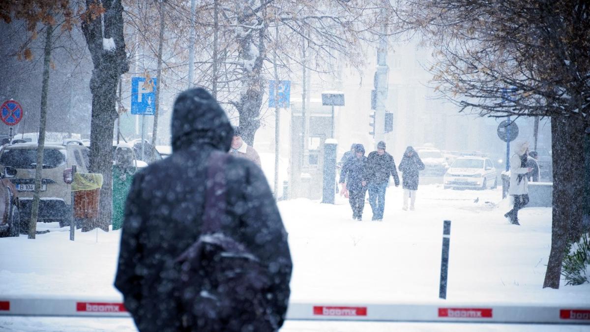 fenomene extreme cu viscol si ger in prognoza meteo pentru iarna din cauza vortexului polar anm anunta cand vin primele ninsori