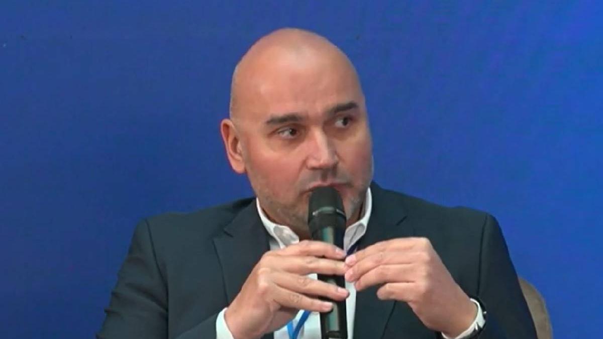 medicina viitorului discutata la longevity forum fest dr mihai baican ozonoterapia isi confirma eficienta de sute de ani