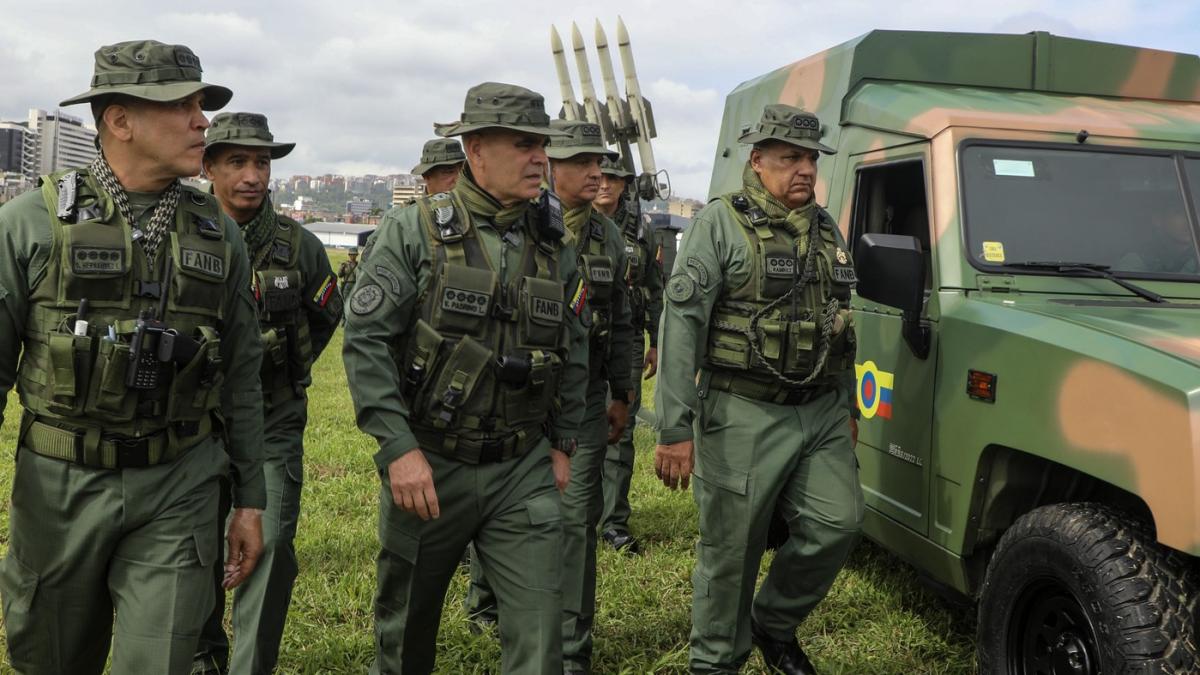 venezuela anunta o mobilizare masiva a fortelor sale armate regimul maduro spune ca raspunde la amenintarea imperialista a sua