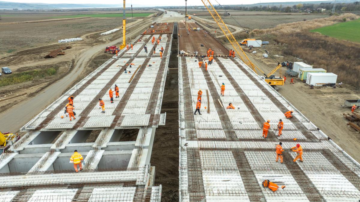 bolojan finalizarea autostrazilor care fac legatura cu republica moldova si ucraina e prioritara pentru apararea romaniei