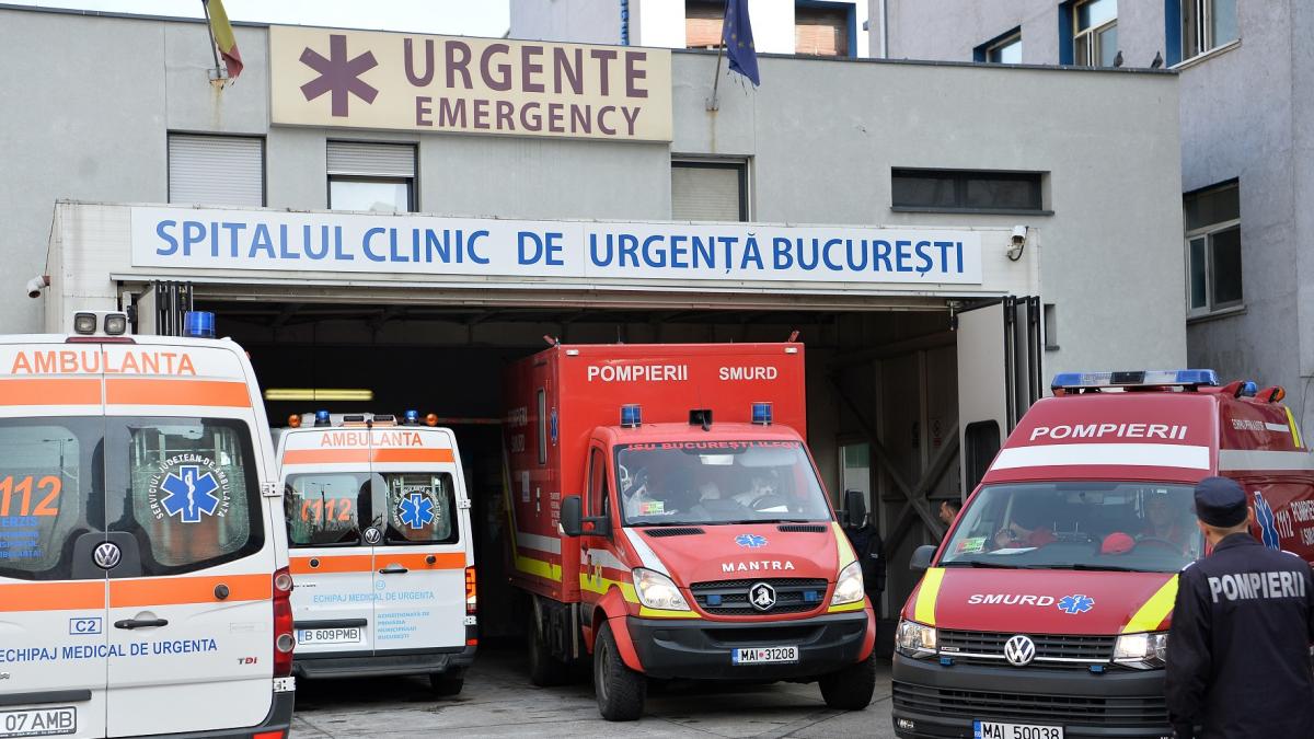 un nou scandal la spitalul floreasca doi medici sunt acuzati de luare de mita si au fost luati la audieri de politisti