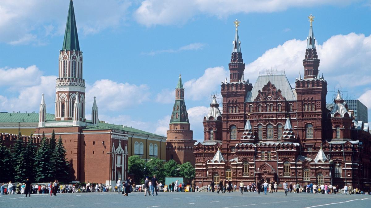 fsb acuza ucraina ca ar fi incercat sa asasineze un inalt oficial de la kremlin intr un cimitir de langa moscova