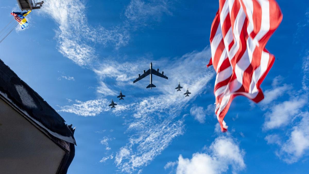 sua s ar pregati de razboi cu venezuela lui trump i s au prezentat optiunile pentru o interventie militara ce este sulita sudica