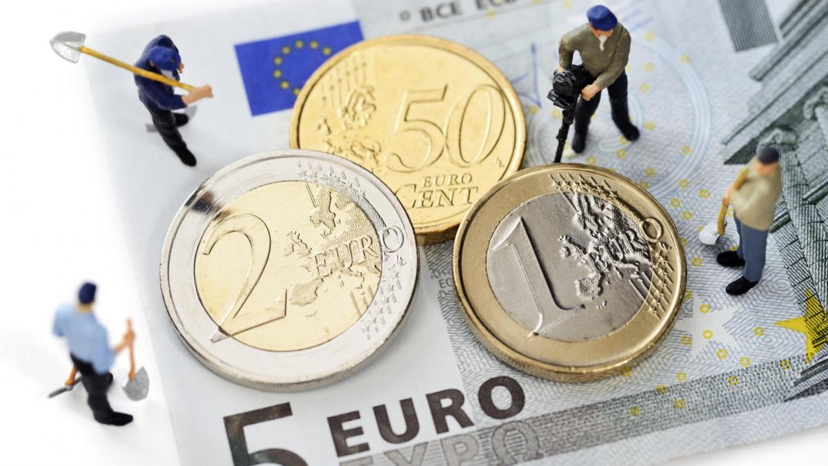 topul salariilor din ue diferenta e uriasa intre primul si ultimul loc romania e la coada clasamentului