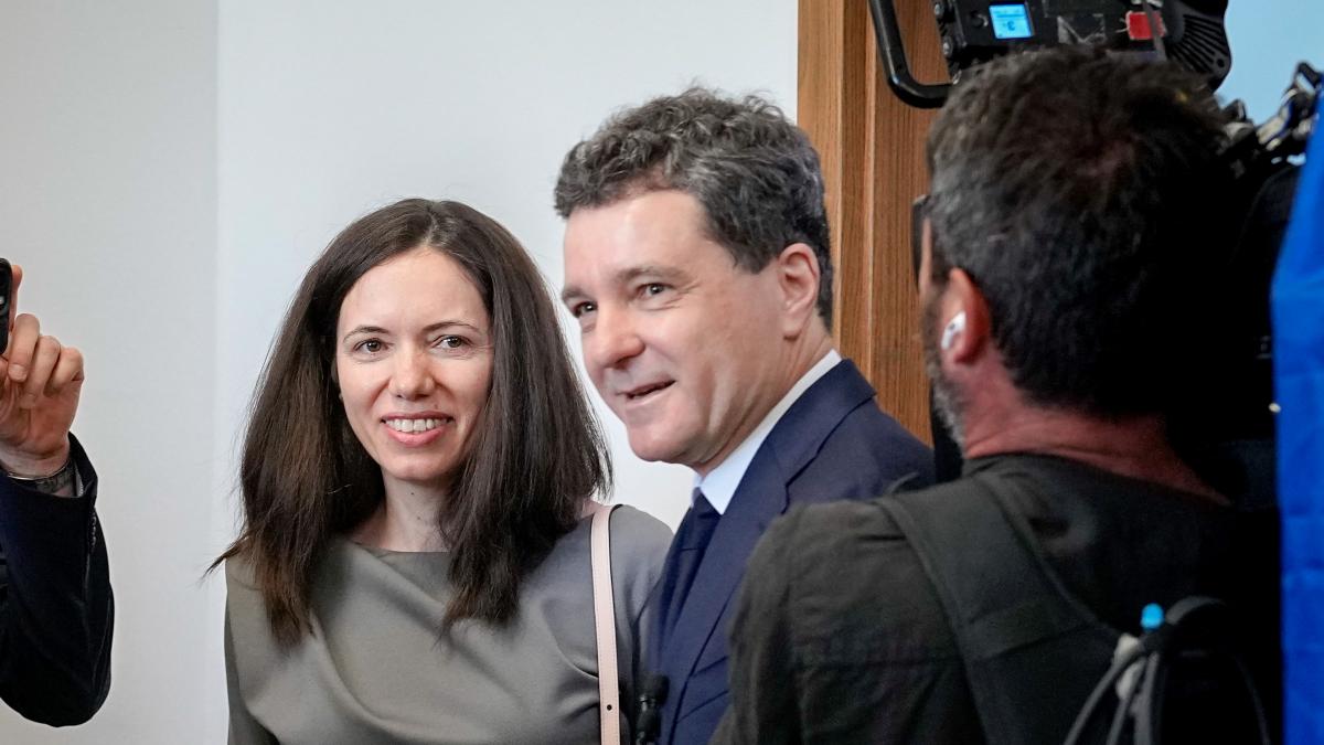 nicusor dan vorbeste despre nunta cu mirabela gradinaru va fi ceva foarte discret nu mi am pus problema sa iau si numele gradinaru