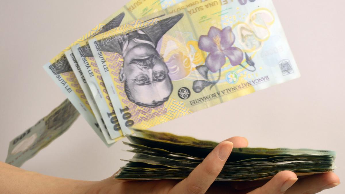 comisia europeana a redus la 0 7 estimarile privind avansul economiei romanesti in 2025 la cat ar ajunge inflatia si somajul in 2026