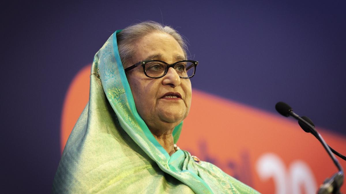 doamna de fier a asiei condamnata la moarte dupa reprimarea protestelor din bangladesh sheikh hasina se afla in exil in india