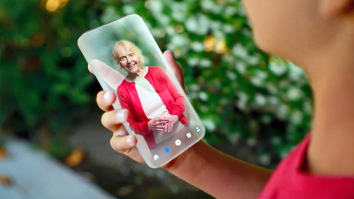 o compania de ai a lansat o aplicatie prin care poti vorbi cu oamenii dragi care au murit un fost star disney e fondatorul