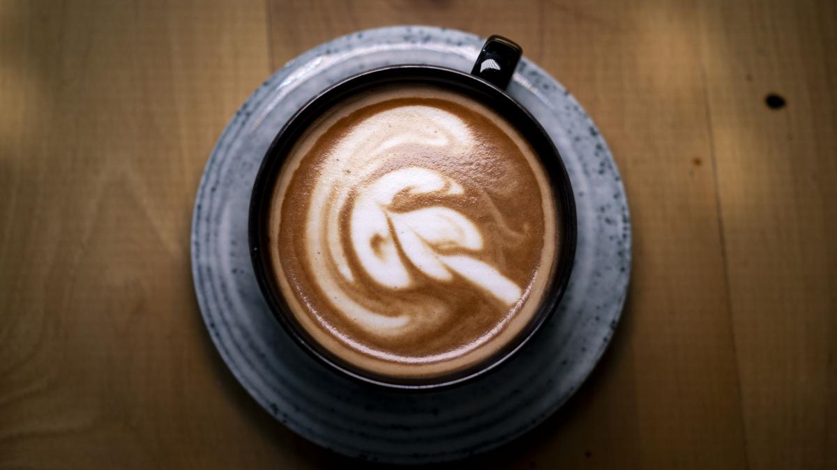 o turista din italia socata de cat costa o cafea in bucuresti nici in piata san marco n as fi dat atat reactia ei a ajuns virala