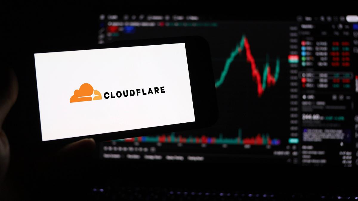 reteaua globala cloudflare a cazut mai multe site uri din romania printre care si antena3 ro intampina probleme de conectare