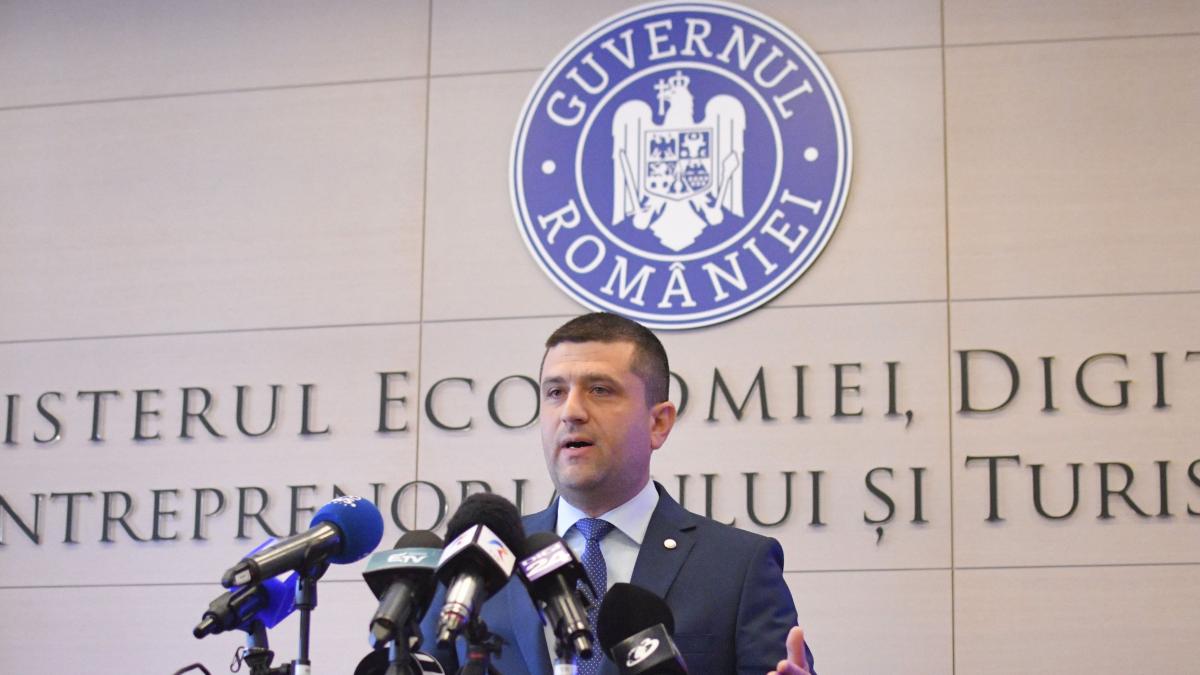 ministrul economiei avertizeaza lukoil are o datorie am mai vazut cand unii au plecat mai departe si le am luat praful de pe toba