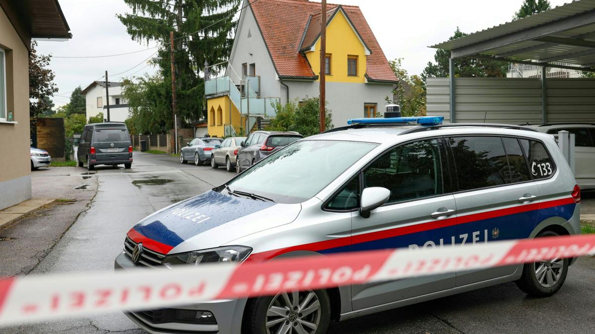 o femeie si fiica ei de 10 ani au fost gasite moarte in congelator in austria fusesera date disparute in urma cu un an