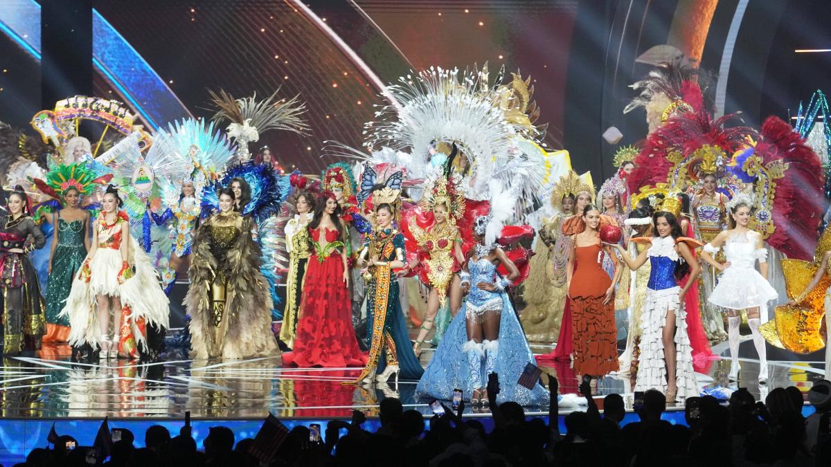 scandal urias la miss univers doi jurati au demisionat unul acuza ca finalistele au fost alese deja