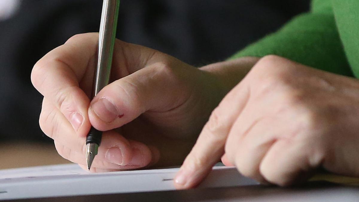 schimbare importanta la documente copiile de acte vor putea fi declarate conforme cu originalul direct in format electronic