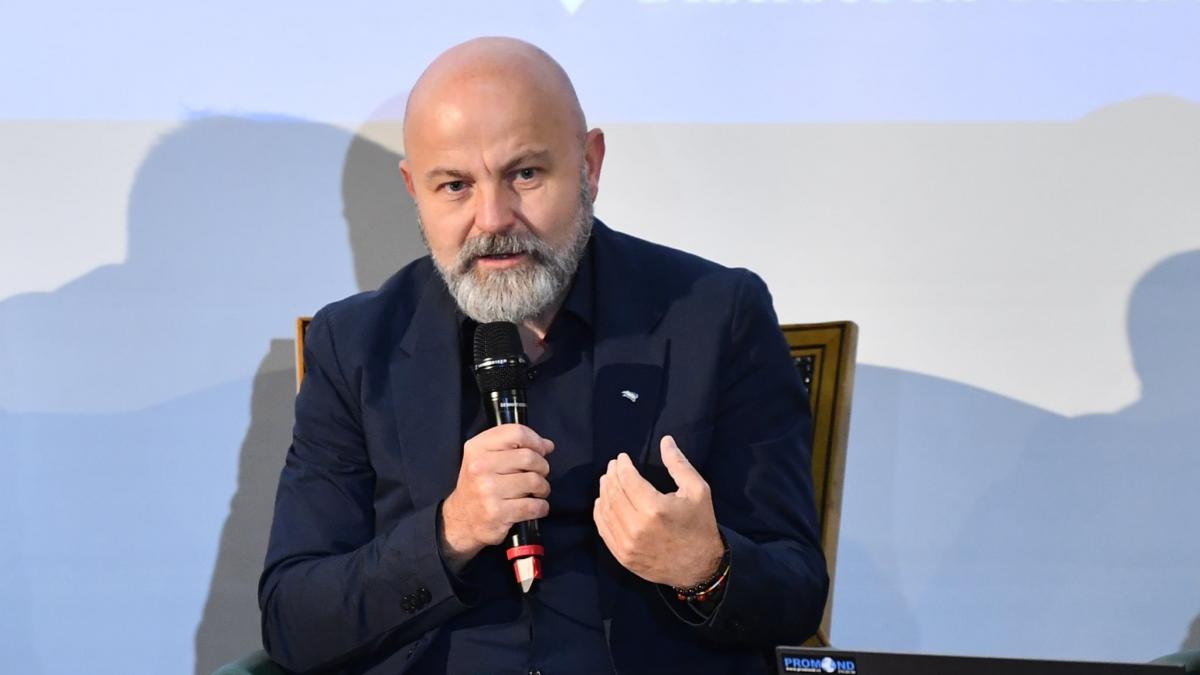 antreprenorii se tem de noi cresteri de taxe si cer statului sa suporte si el din povara austeritatii nu exista o discutie rationala