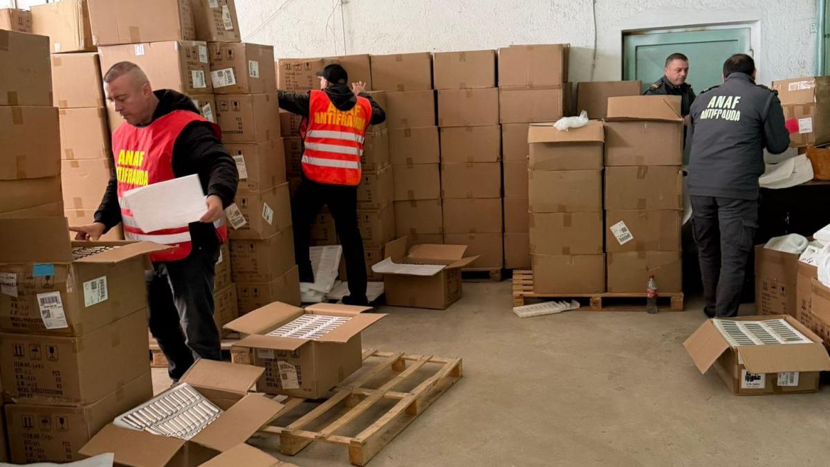 anaf a descoperit o fabrica de dispozitive de vapat clandestina ascunsa intr o hala din prahova evaziune de 4 milioane de euro