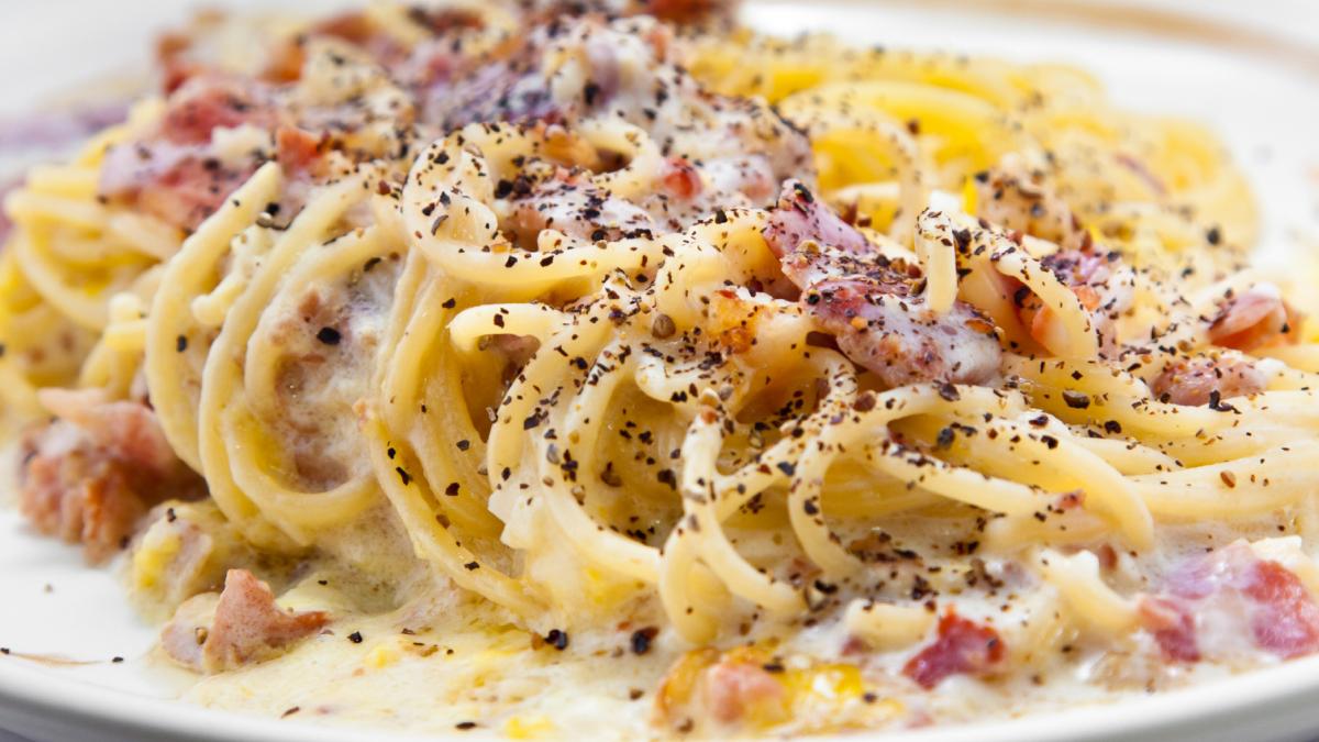 italia a cerut o ancheta dupa ce un sos fake de carbonara produs de delhaize a aparut intr un supermarket din parlamentul european