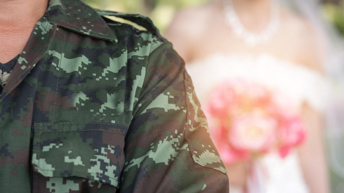 vaduvele negre din rusia schema macabra prin care femeile fac bani din moartea soldatilor pe front in ucraina