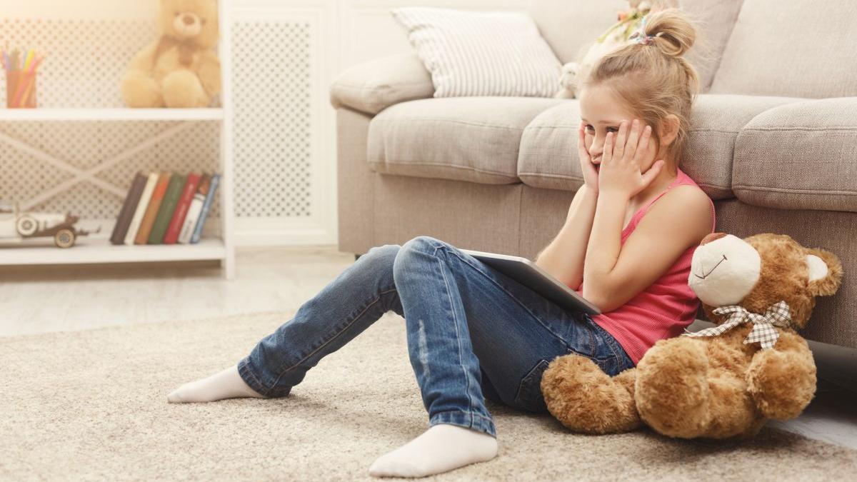 un ursulet bazat pe inteligenta artificiala a fost surprins spunand copiilor lucruri ingrozitoare openai a suspendat producatorul